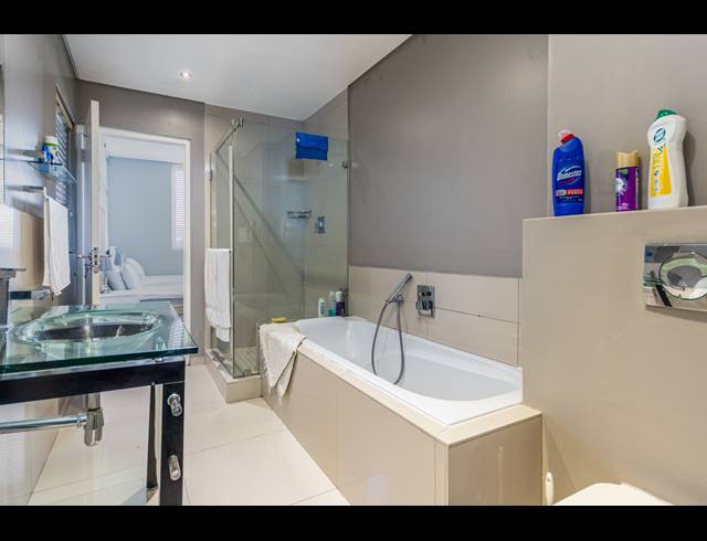 2 BEDROOM APARTMENT FOR SALE IN BEACHFRONT